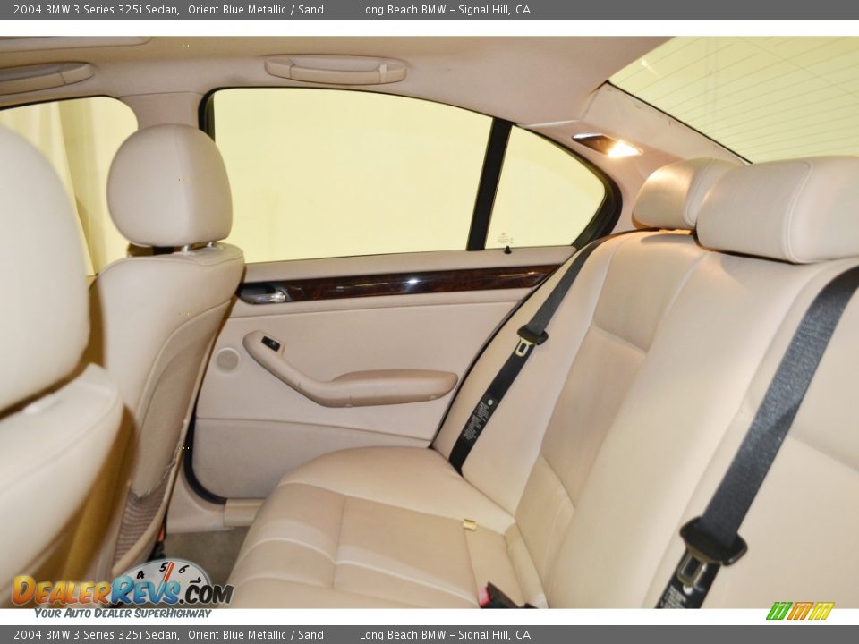 2004 BMW 3 Series 325i Sedan Orient Blue Metallic / Sand Photo #16