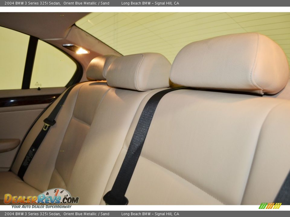 2004 BMW 3 Series 325i Sedan Orient Blue Metallic / Sand Photo #17