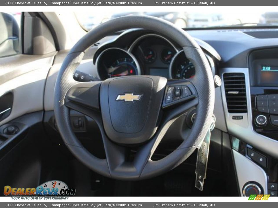 2014 Chevrolet Cruze LS Champagne Silver Metallic / Jet Black/Medium Titanium Photo #11