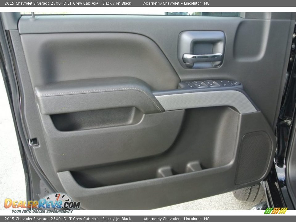 2015 Chevrolet Silverado 2500HD LT Crew Cab 4x4 Black / Jet Black Photo #9