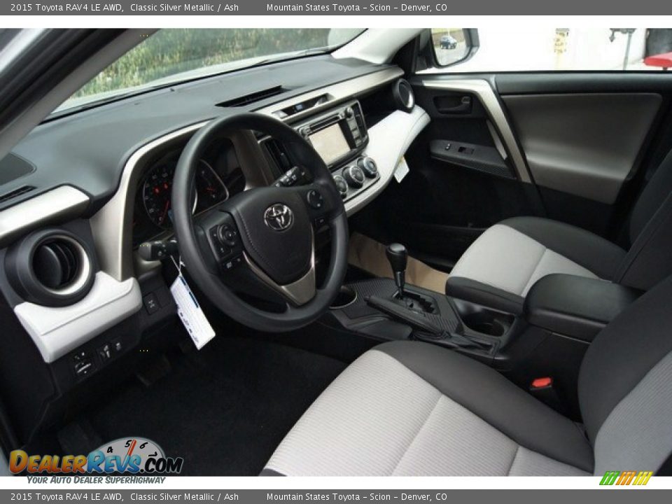 Ash Interior - 2015 Toyota RAV4 LE AWD Photo #5