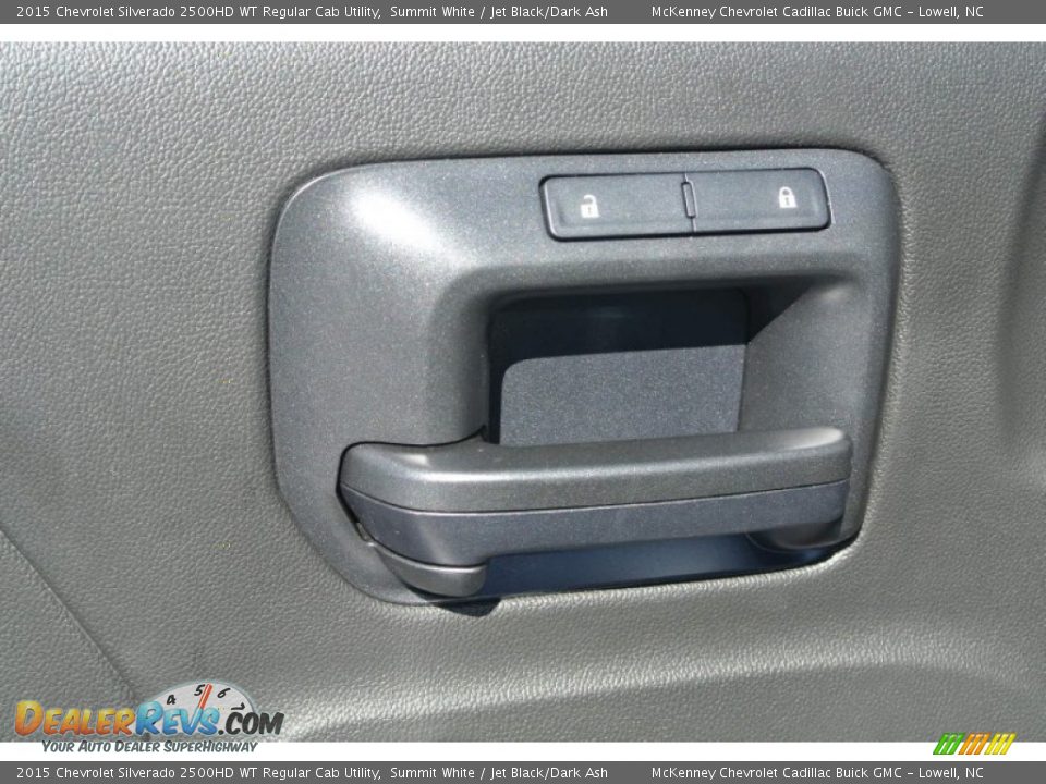 Controls of 2015 Chevrolet Silverado 2500HD WT Regular Cab Utility Photo #10