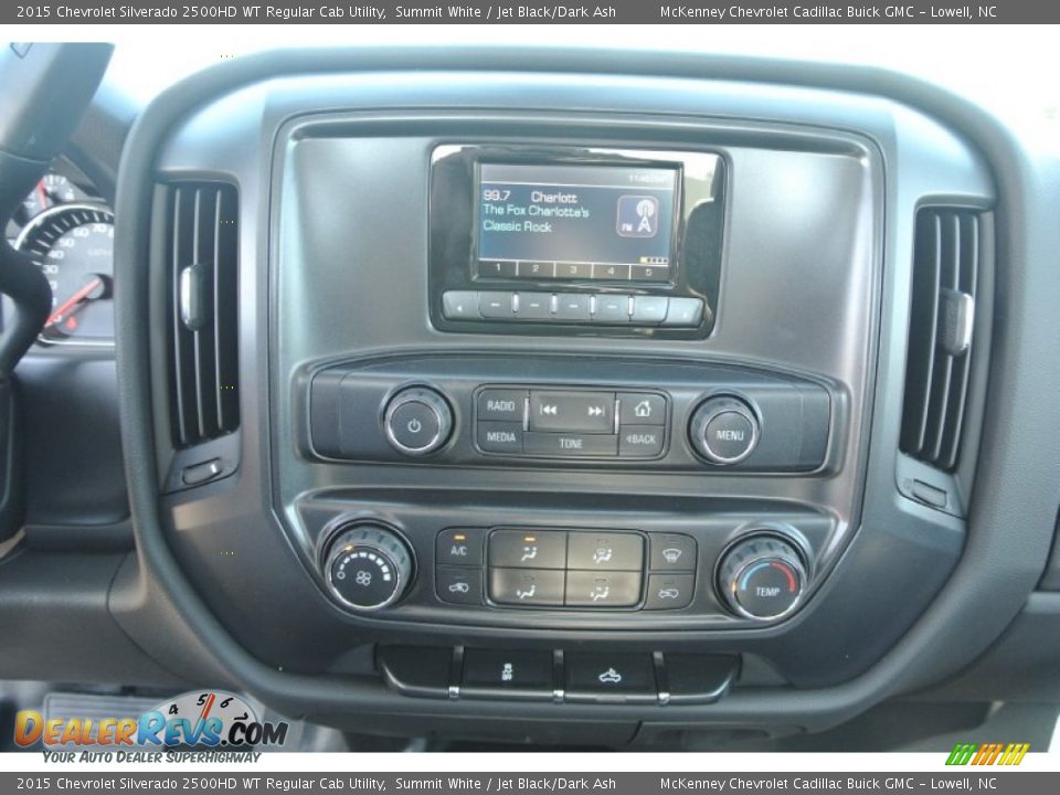 Controls of 2015 Chevrolet Silverado 2500HD WT Regular Cab Utility Photo #11