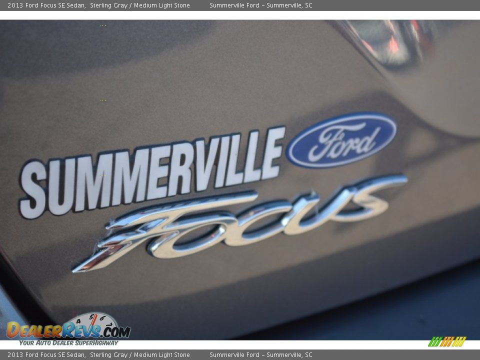 2013 Ford Focus SE Sedan Sterling Gray / Medium Light Stone Photo #21