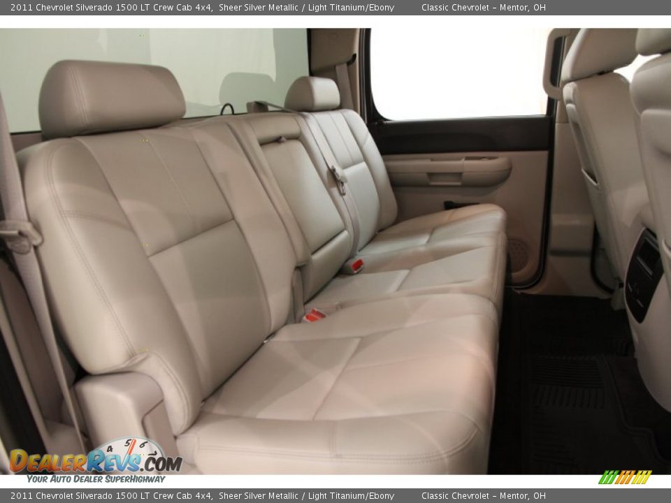 2011 Chevrolet Silverado 1500 LT Crew Cab 4x4 Sheer Silver Metallic / Light Titanium/Ebony Photo #11