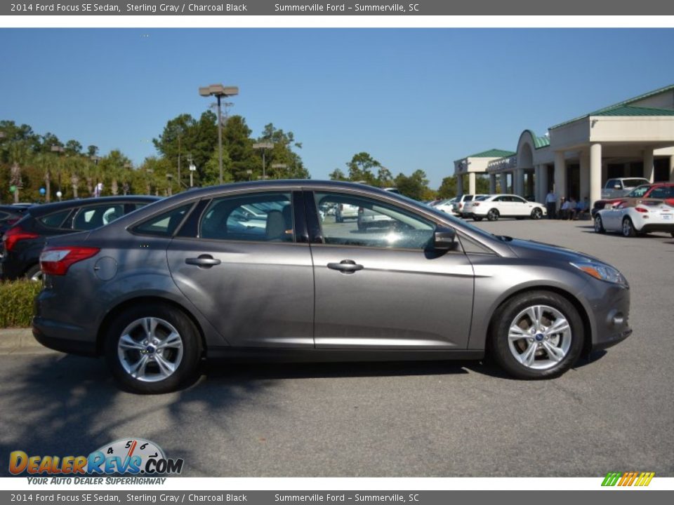 2014 Ford Focus SE Sedan Sterling Gray / Charcoal Black Photo #2