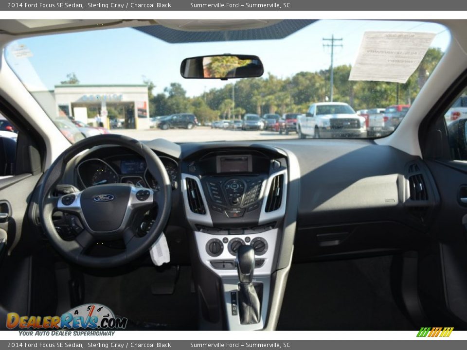2014 Ford Focus SE Sedan Sterling Gray / Charcoal Black Photo #12