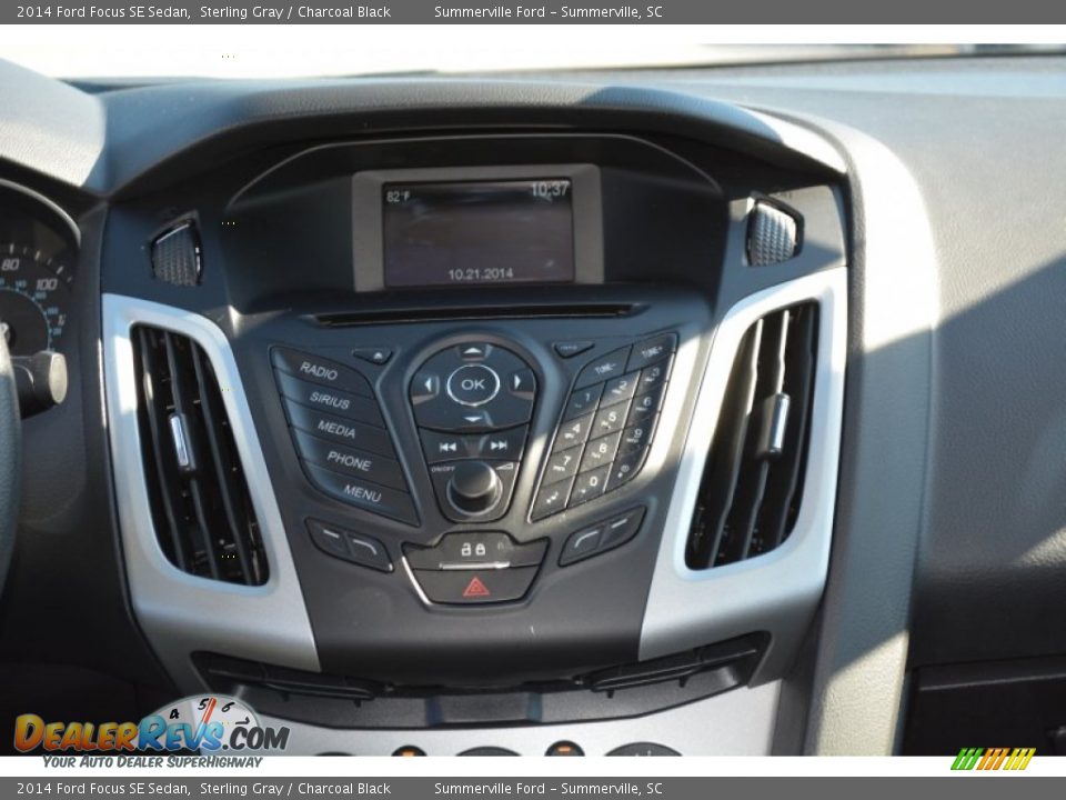 2014 Ford Focus SE Sedan Sterling Gray / Charcoal Black Photo #14