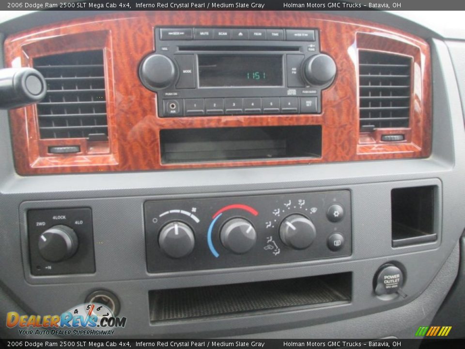 2006 Dodge Ram 2500 SLT Mega Cab 4x4 Inferno Red Crystal Pearl / Medium Slate Gray Photo #8