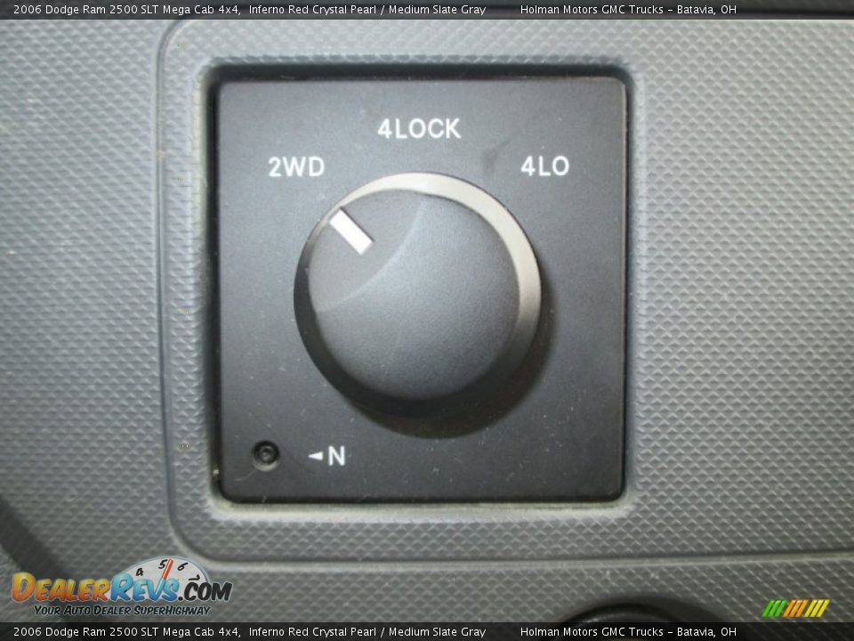 2006 Dodge Ram 2500 SLT Mega Cab 4x4 Inferno Red Crystal Pearl / Medium Slate Gray Photo #10