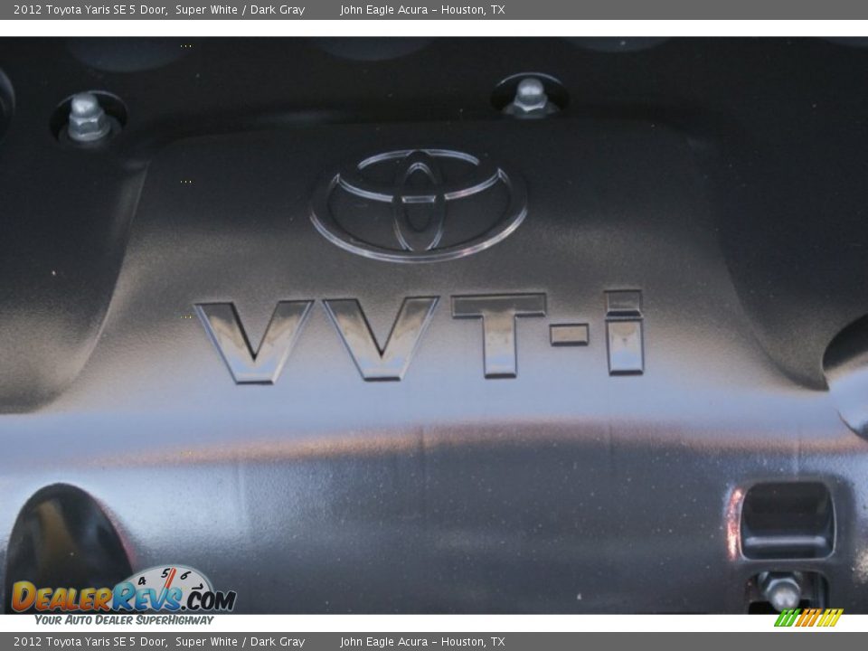 2012 Toyota Yaris SE 5 Door Super White / Dark Gray Photo #24