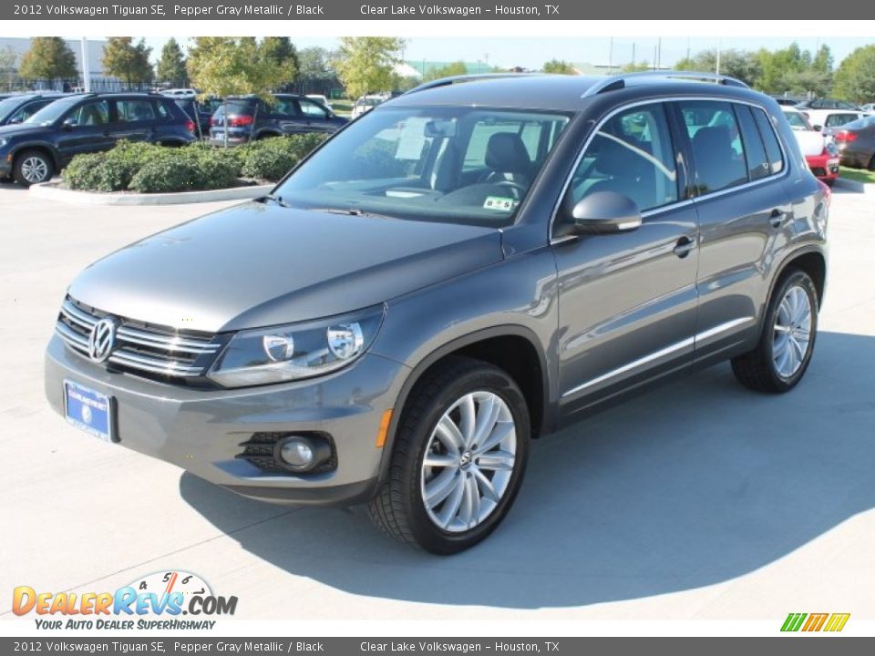 2012 Volkswagen Tiguan SE Pepper Gray Metallic / Black Photo #4