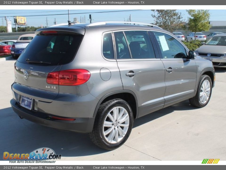 2012 Volkswagen Tiguan SE Pepper Gray Metallic / Black Photo #8