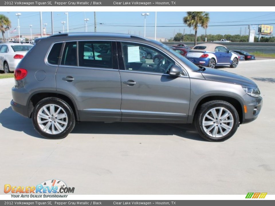 2012 Volkswagen Tiguan SE Pepper Gray Metallic / Black Photo #9
