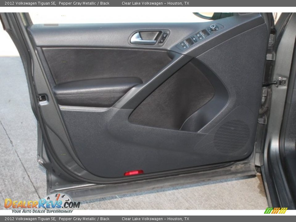 2012 Volkswagen Tiguan SE Pepper Gray Metallic / Black Photo #14