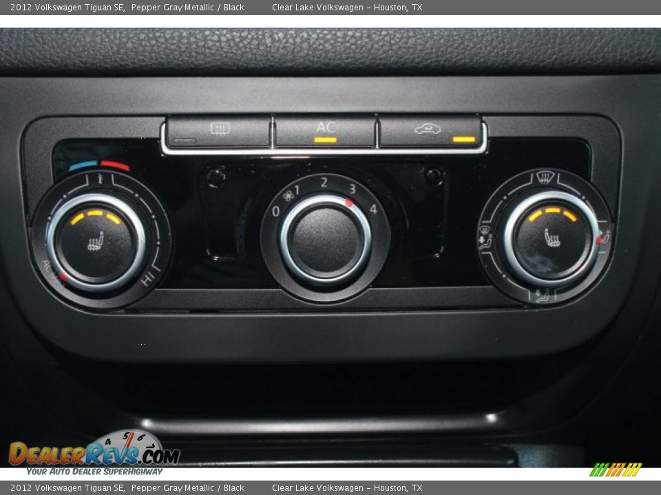 2012 Volkswagen Tiguan SE Pepper Gray Metallic / Black Photo #24
