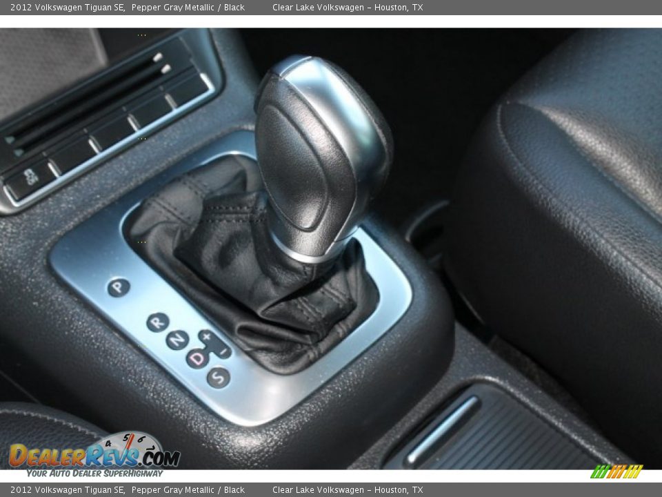 2012 Volkswagen Tiguan SE Pepper Gray Metallic / Black Photo #25