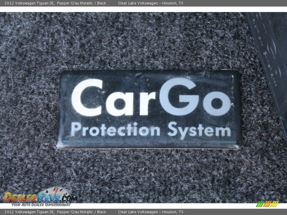 2012 Volkswagen Tiguan SE Pepper Gray Metallic / Black Photo #34