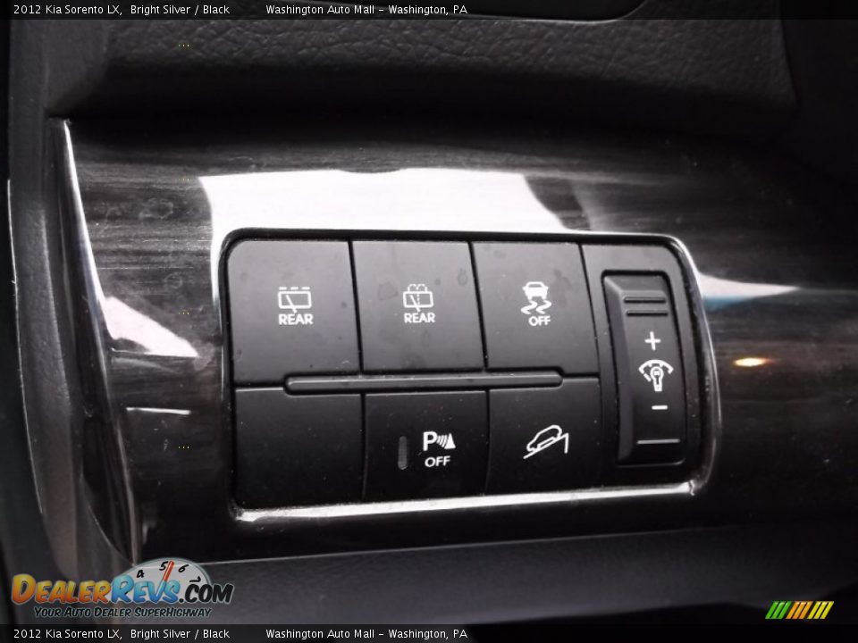 2012 Kia Sorento LX Bright Silver / Black Photo #10