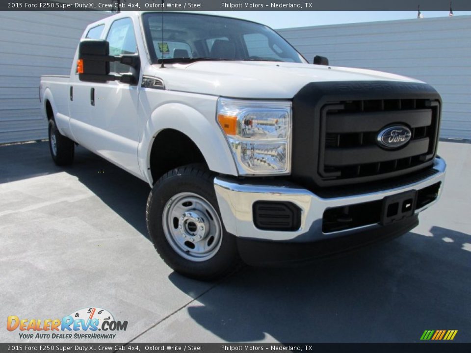 2015 Ford F250 Super Duty XL Crew Cab 4x4 Oxford White / Steel Photo #2