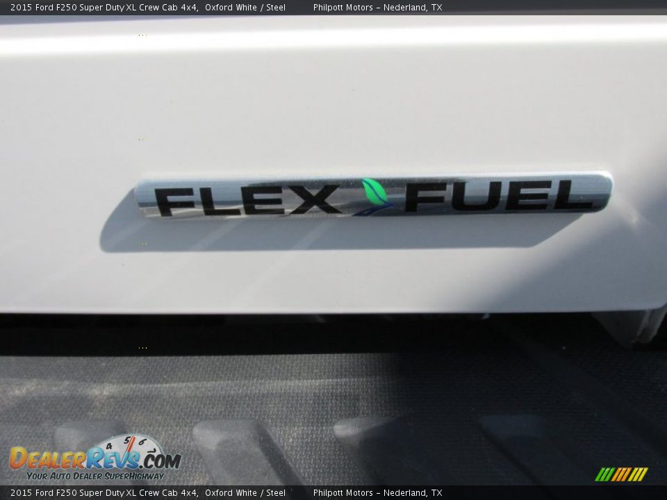 2015 Ford F250 Super Duty XL Crew Cab 4x4 Oxford White / Steel Photo #16