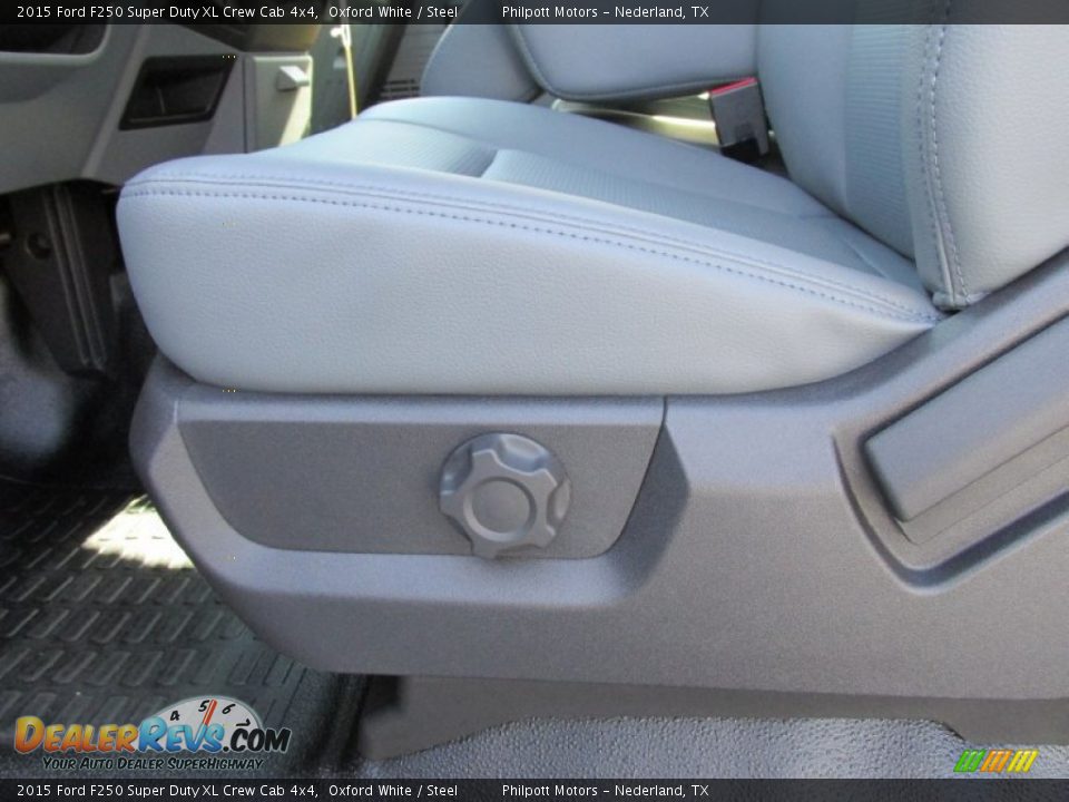 2015 Ford F250 Super Duty XL Crew Cab 4x4 Oxford White / Steel Photo #24