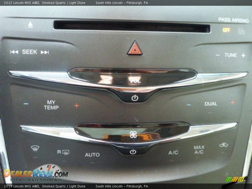 2013 Lincoln MKS AWD Smoked Quartz / Light Dune Photo #24
