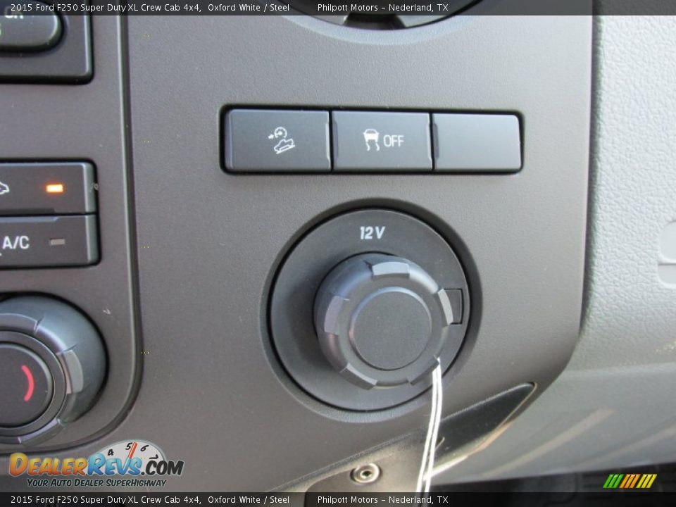 2015 Ford F250 Super Duty XL Crew Cab 4x4 Oxford White / Steel Photo #30
