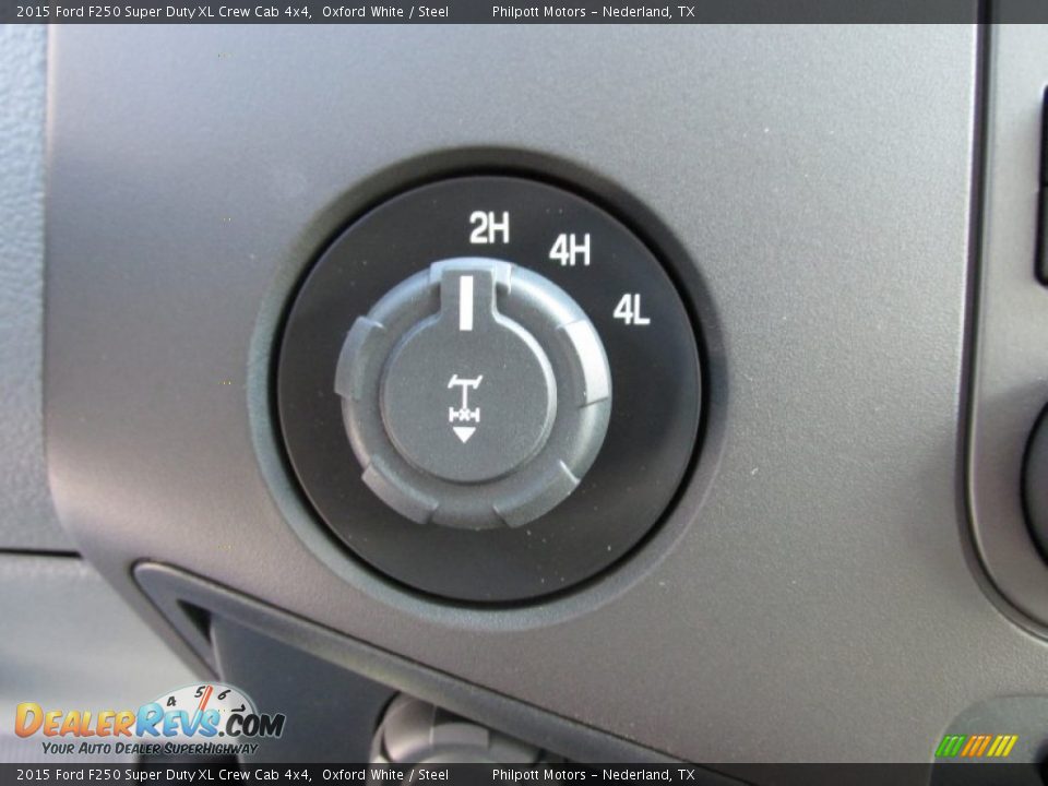 2015 Ford F250 Super Duty XL Crew Cab 4x4 Oxford White / Steel Photo #31
