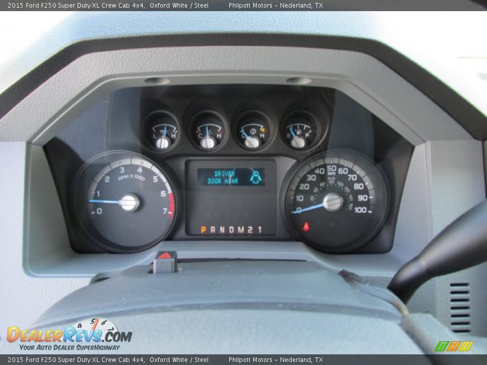 2015 Ford F250 Super Duty XL Crew Cab 4x4 Oxford White / Steel Photo #33
