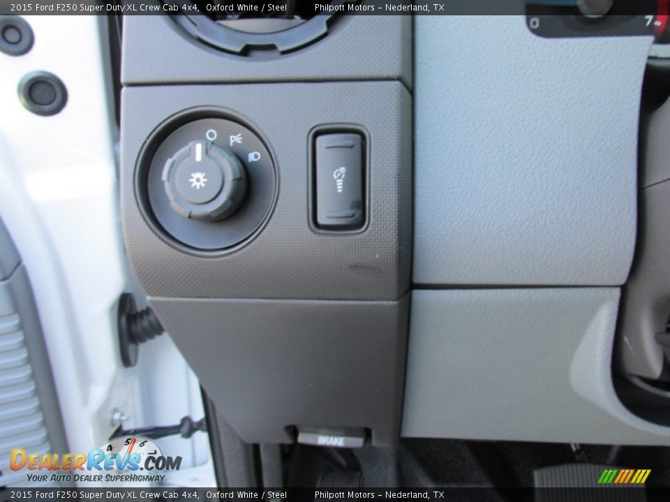 2015 Ford F250 Super Duty XL Crew Cab 4x4 Oxford White / Steel Photo #34