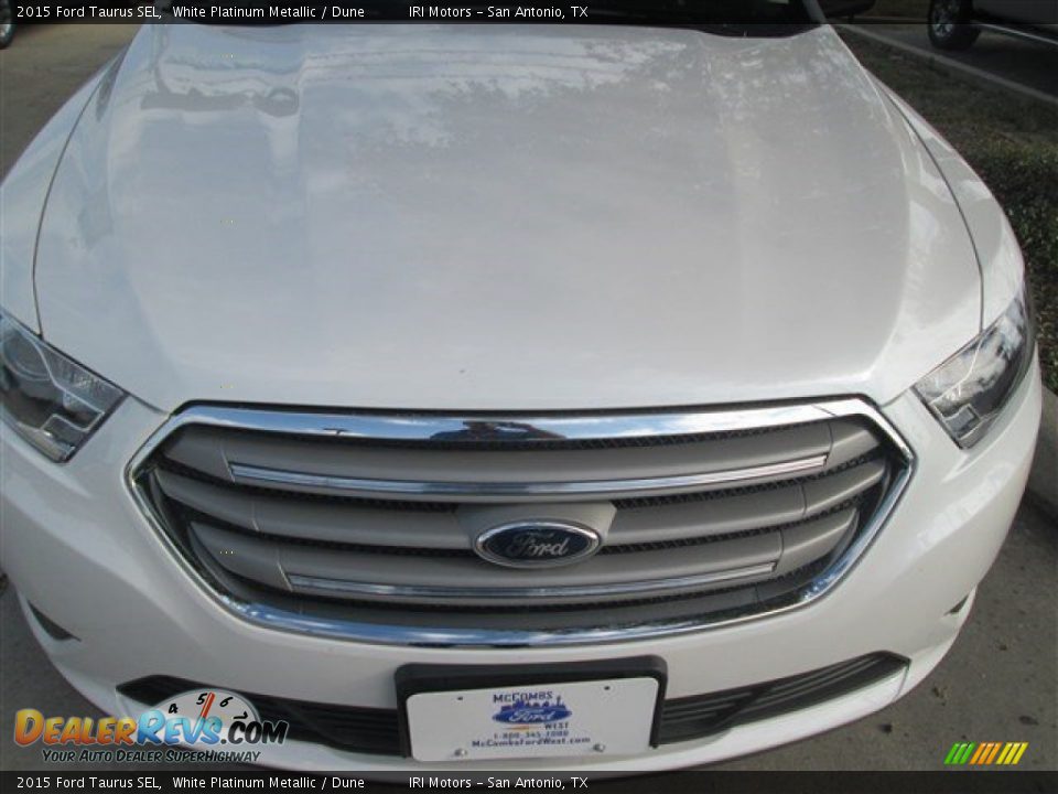 2015 Ford Taurus SEL White Platinum Metallic / Dune Photo #34