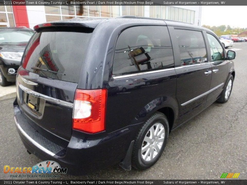2011 Chrysler Town & Country Touring - L Blackberry Pearl / Dark Frost Beige/Medium Frost Beige Photo #3