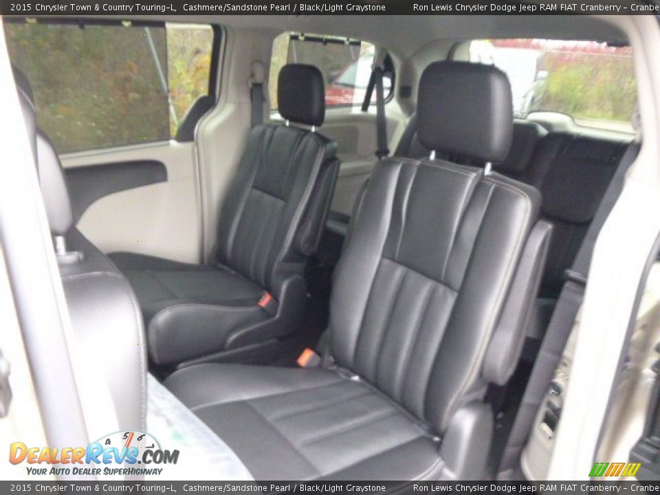 2015 Chrysler Town & Country Touring-L Cashmere/Sandstone Pearl / Black/Light Graystone Photo #12