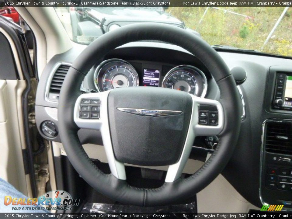 2015 Chrysler Town & Country Touring-L Cashmere/Sandstone Pearl / Black/Light Graystone Photo #19