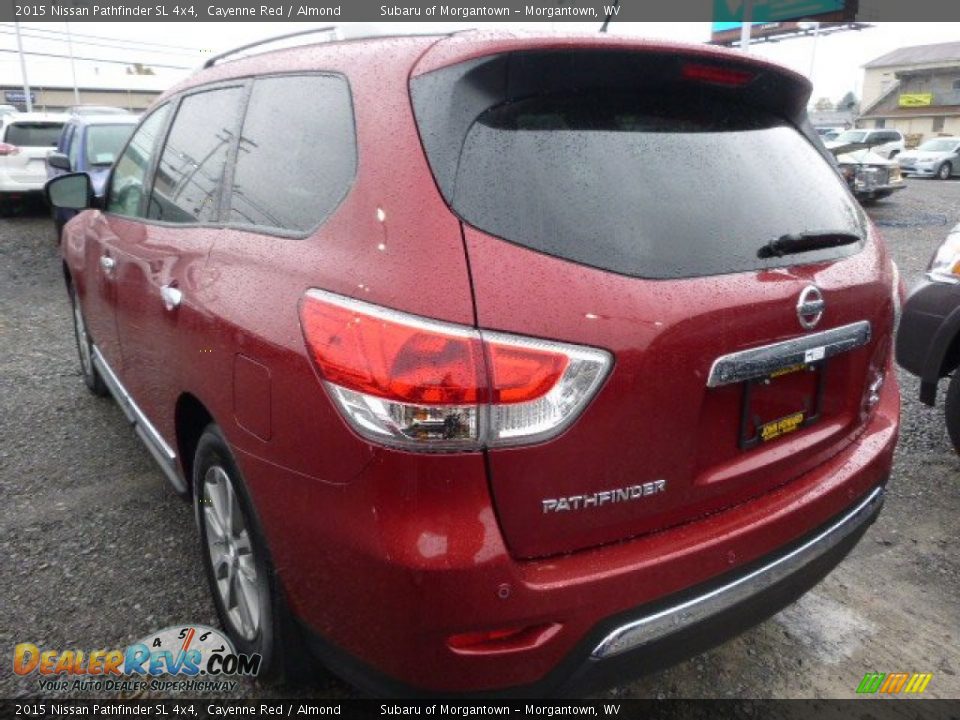 2015 Nissan Pathfinder SL 4x4 Cayenne Red / Almond Photo #5