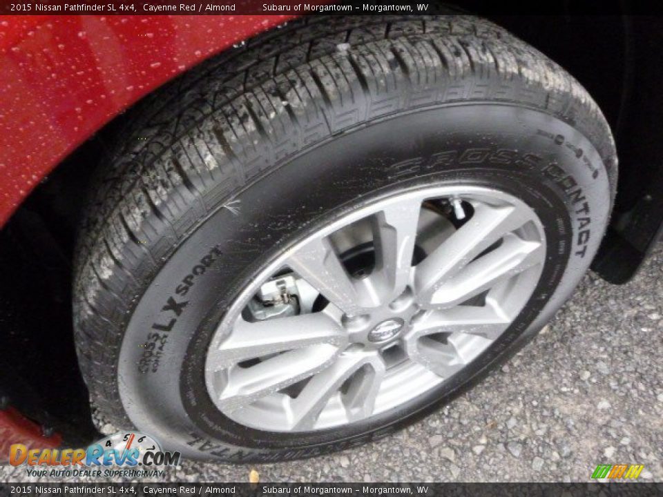 2015 Nissan Pathfinder SL 4x4 Cayenne Red / Almond Photo #9