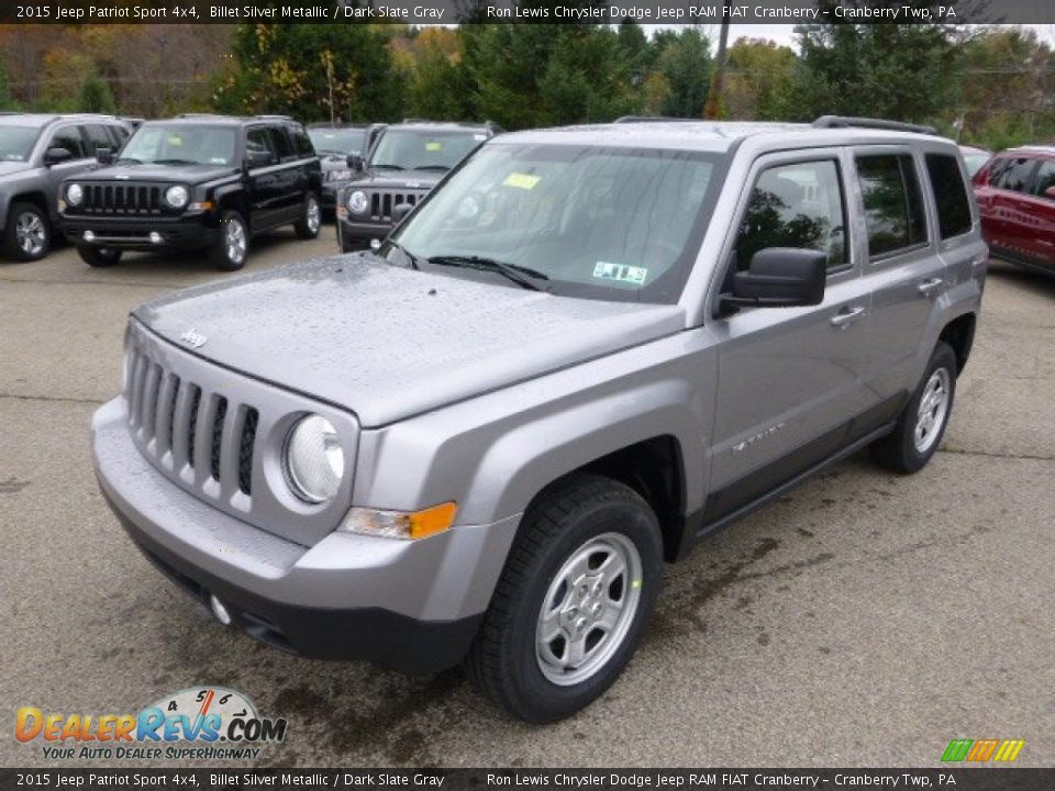 Front 3/4 View of 2015 Jeep Patriot Sport 4x4 Photo #2