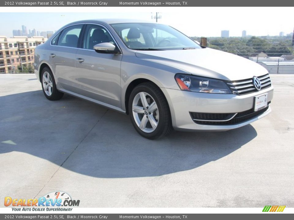 2012 Volkswagen Passat 2.5L SE Black / Moonrock Gray Photo #1