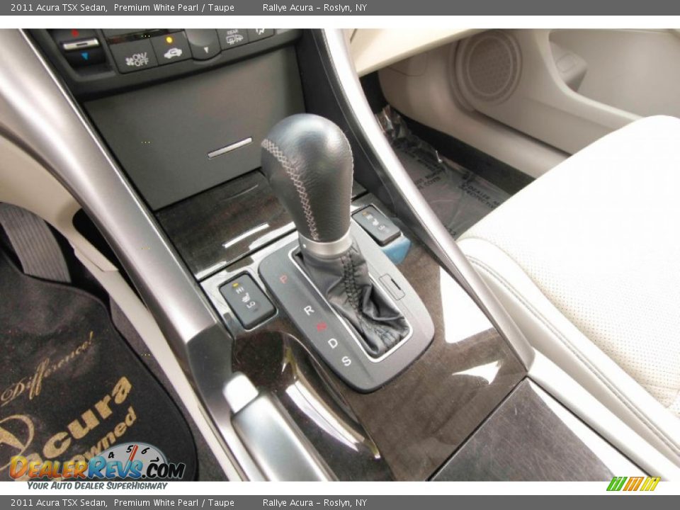 2011 Acura TSX Sedan Premium White Pearl / Taupe Photo #14