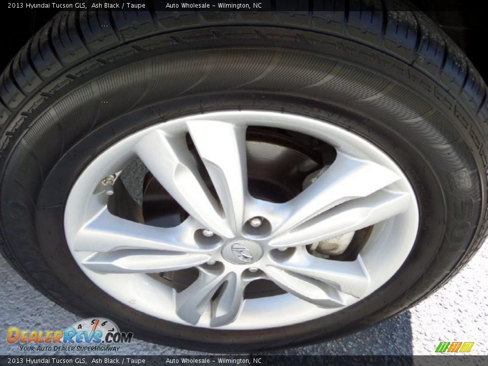 2013 Hyundai Tucson GLS Ash Black / Taupe Photo #7