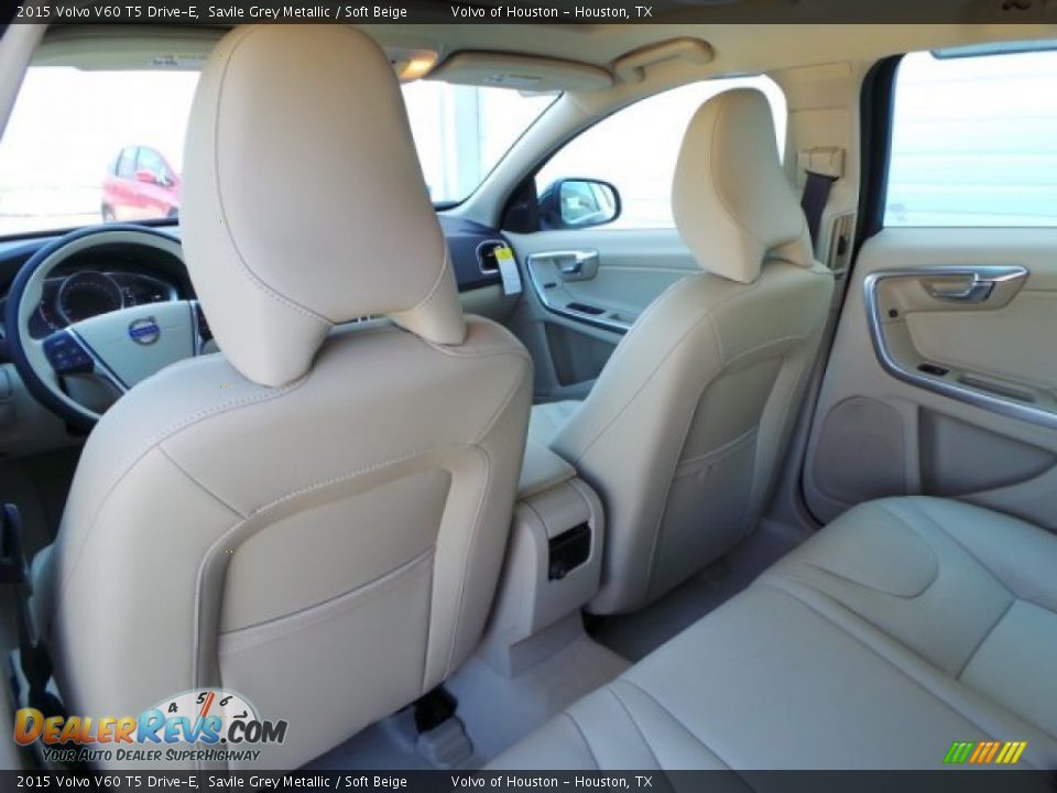 Rear Seat of 2015 Volvo V60 T5 Drive-E Photo #24
