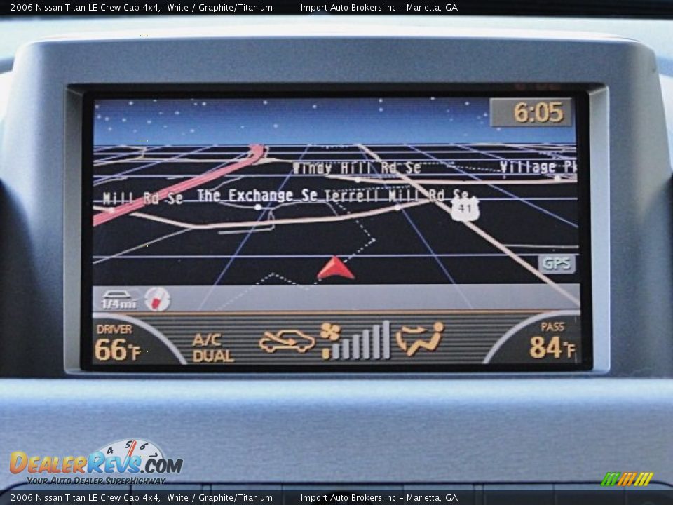 2006 Nissan Titan LE Crew Cab 4x4 White / Graphite/Titanium Photo #19
