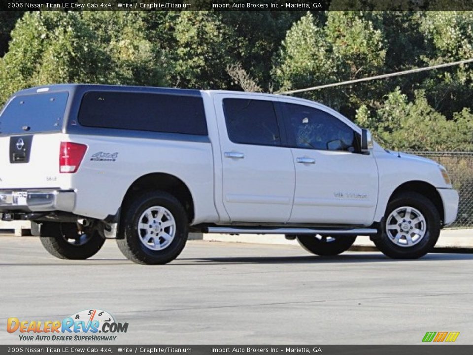 2006 Nissan Titan LE Crew Cab 4x4 White / Graphite/Titanium Photo #30
