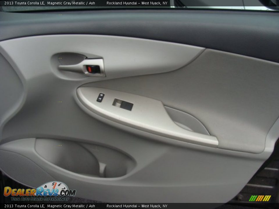 2013 Toyota Corolla LE Magnetic Gray Metallic / Ash Photo #22