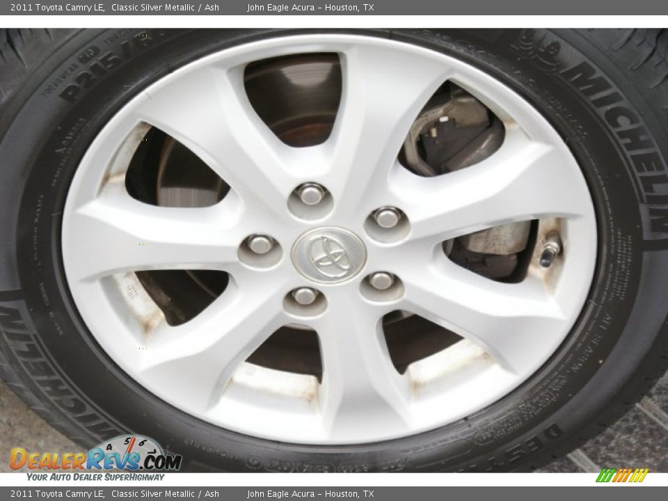 2011 Toyota Camry LE Classic Silver Metallic / Ash Photo #11