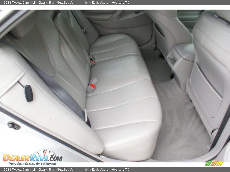 2011 Toyota Camry LE Classic Silver Metallic / Ash Photo #21