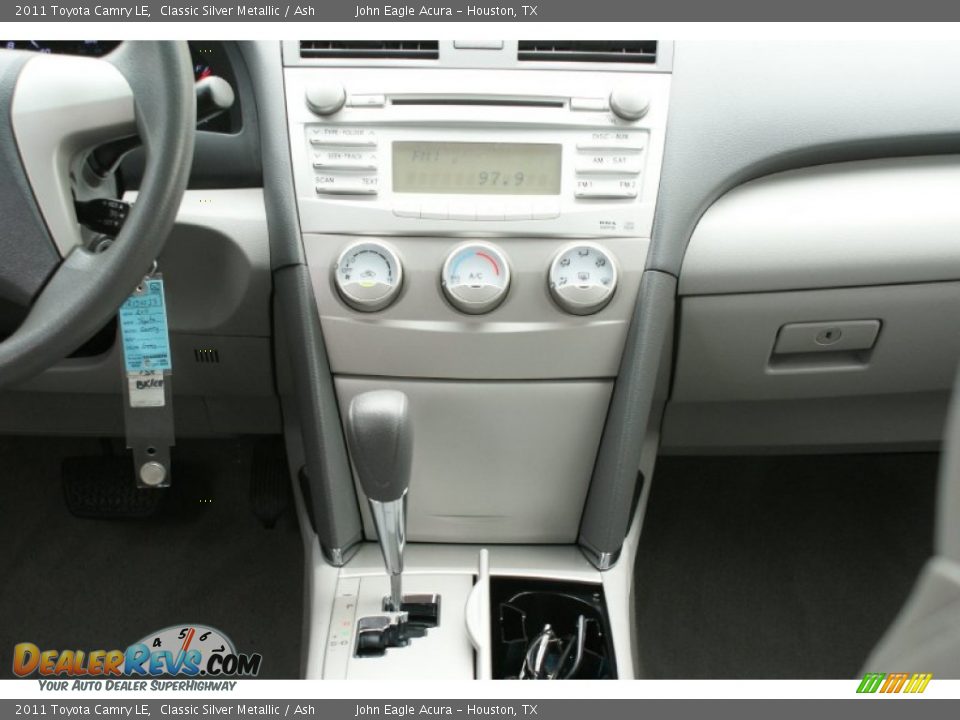 2011 Toyota Camry LE Classic Silver Metallic / Ash Photo #29