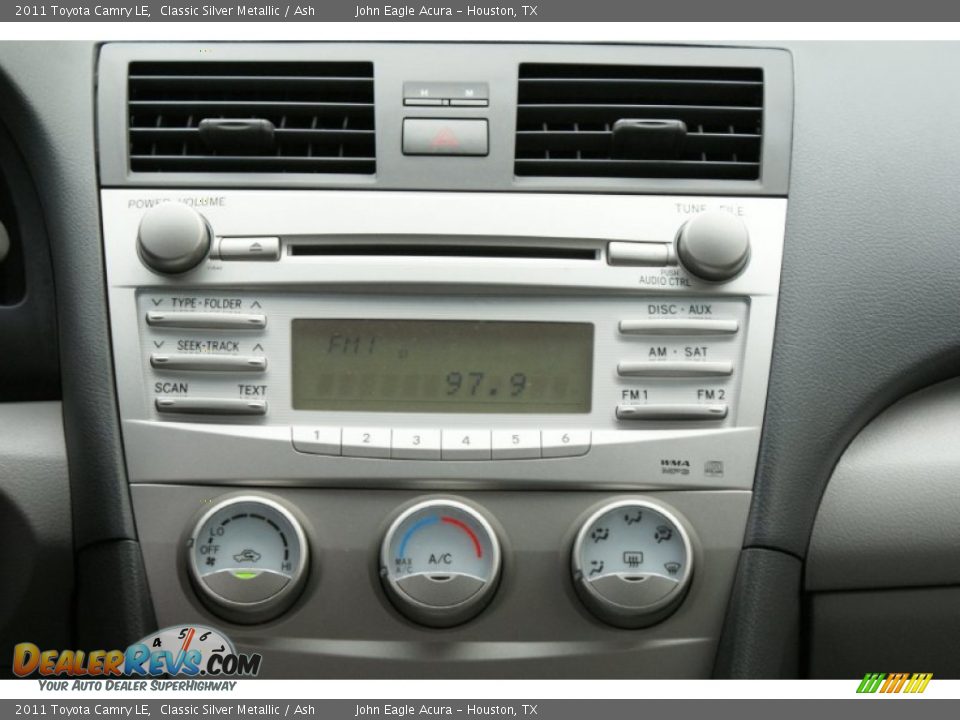 2011 Toyota Camry LE Classic Silver Metallic / Ash Photo #30