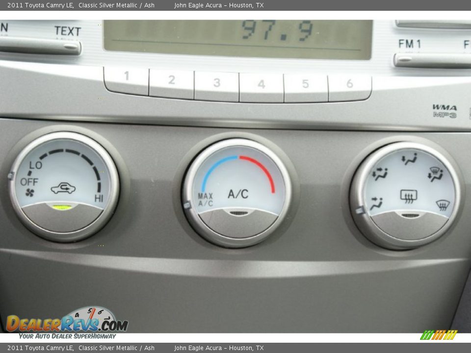 2011 Toyota Camry LE Classic Silver Metallic / Ash Photo #33